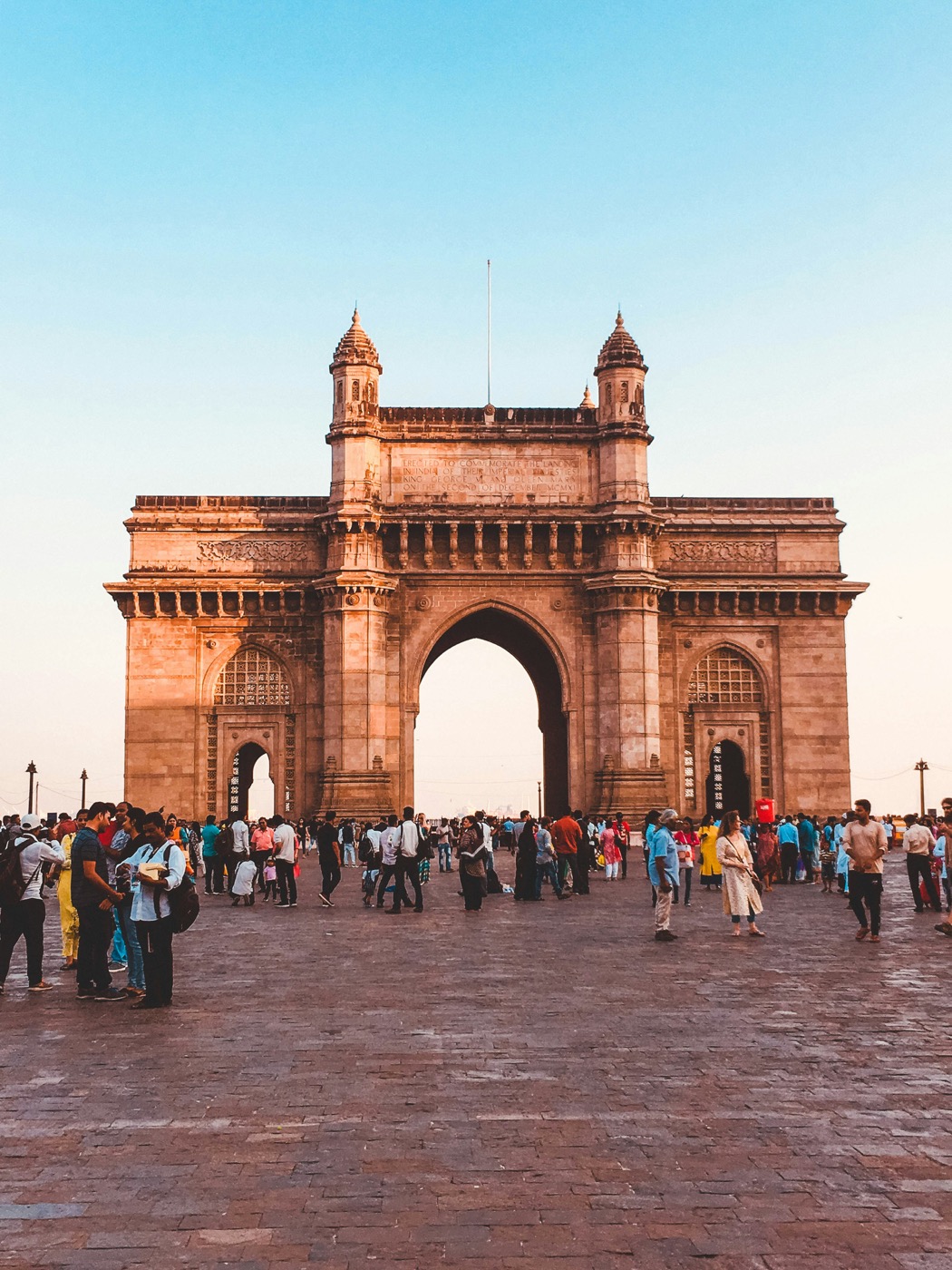 Gateway of India Mumbai waterfront stop on the Mumbai Darshan route